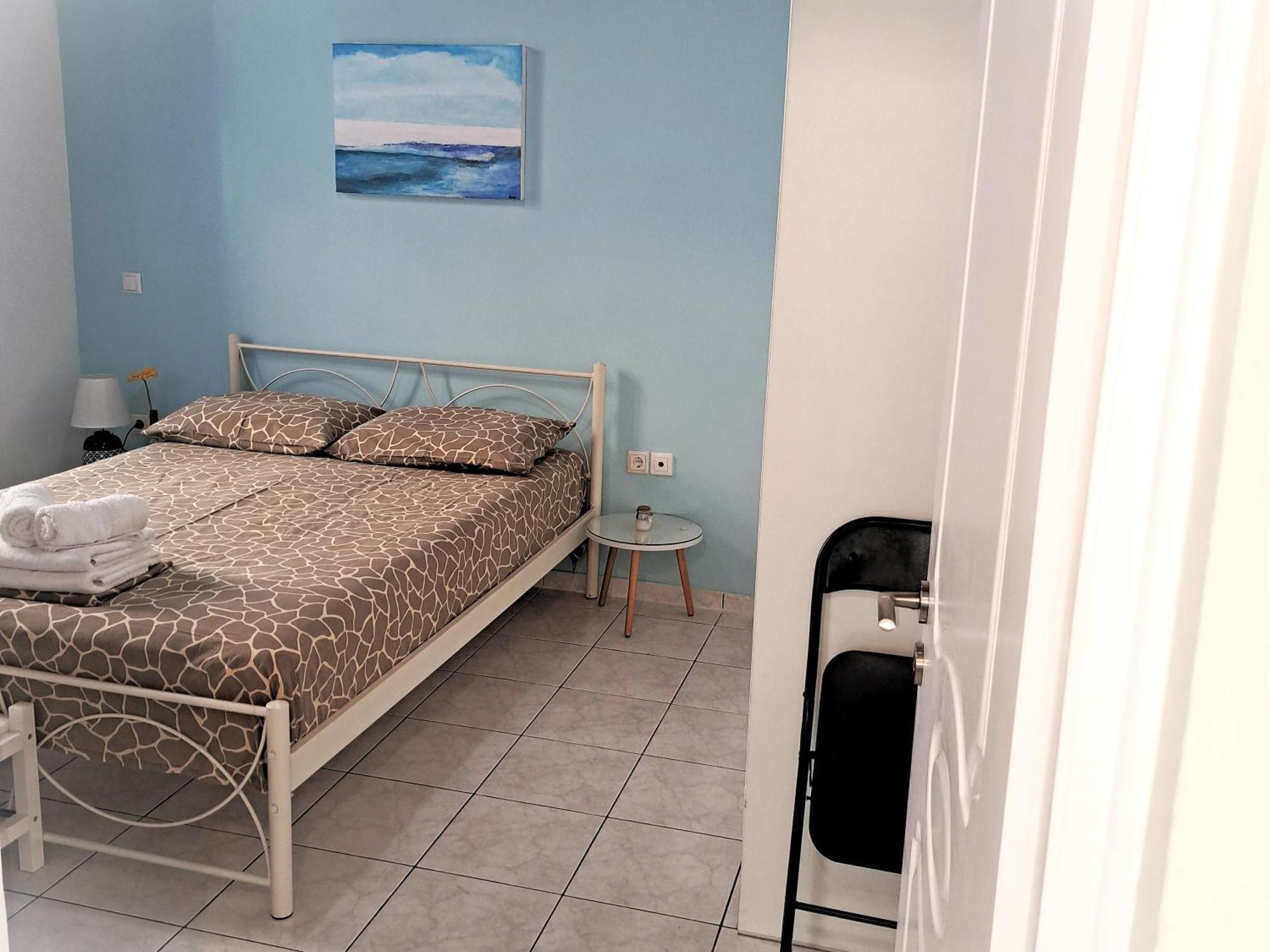 Family Stone Apartment Кипарисия Екстериор снимка